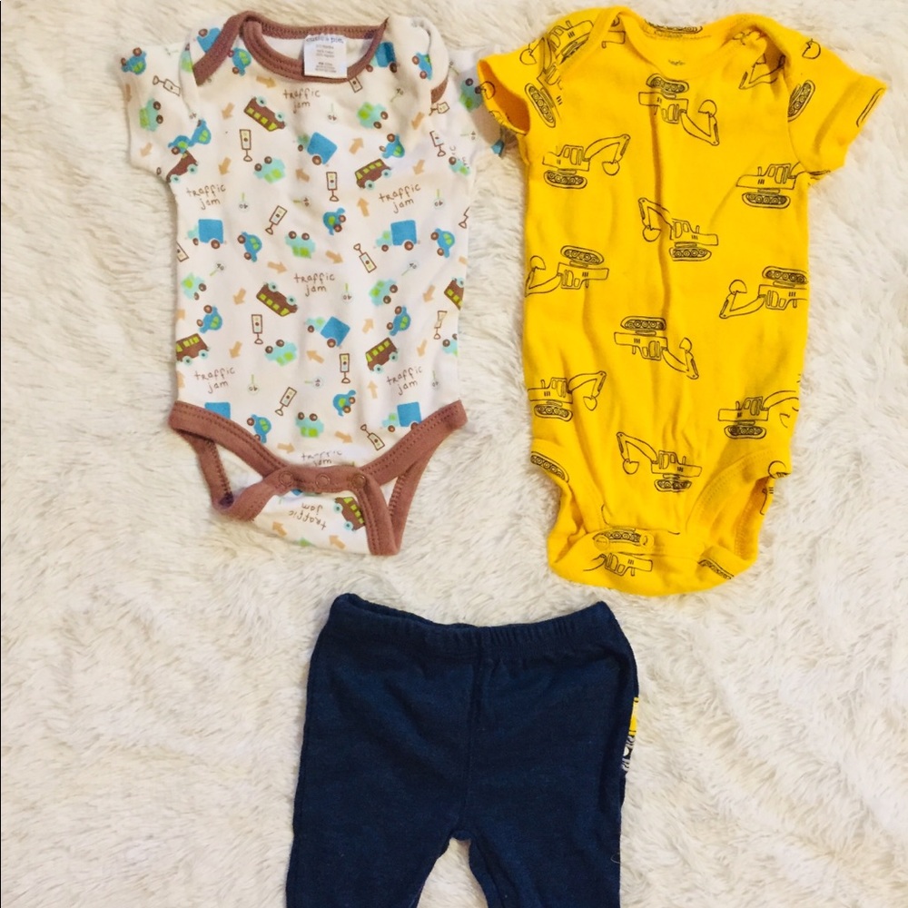 CARTER’S BABY MATCHING SET + CUTIE-PIE ONESIE - 3M